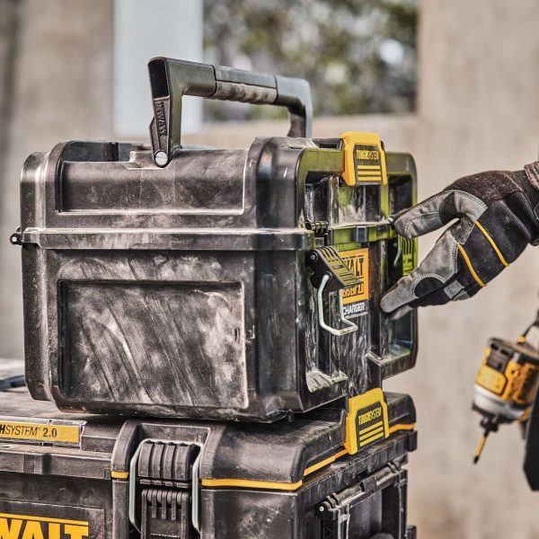 Зарядна станция куфар DeWALT DWST83471, TOUGHSYSTEM