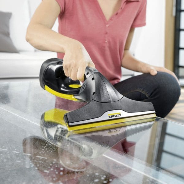 Акумулаторен уред за почистване на прозорци Karcher WV 2 Premium Black