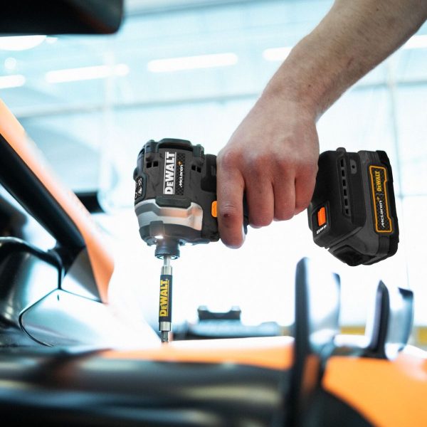 Акумулаторен ударен винтоверт DeWalt DCF85ME2GT, 18V, 205 Nm