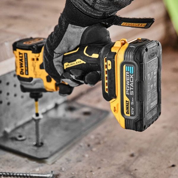 Комплект акумулаторни винтоверти DeWALT DCK2052H2T, 18V, DCD999, DCF850