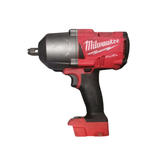Акумулаторен гайковерт Milwaukee M18FHIWF12-0, 18V, 1898Nm, ВТОРА УПОТРЕБА
