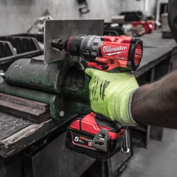 Комплект акумулаторен ударен винтоверт Milwaukee M18 FPD3100P-502P, 18 V, 158 Nm