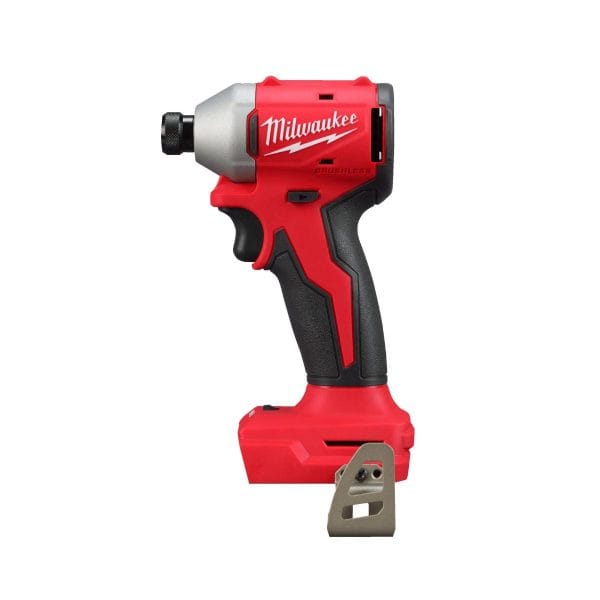 Комплект винтоверт и гайковерт Milwaukee M18 BLCPP2A-402C, M18 BLIDR, M18 BLPDRC