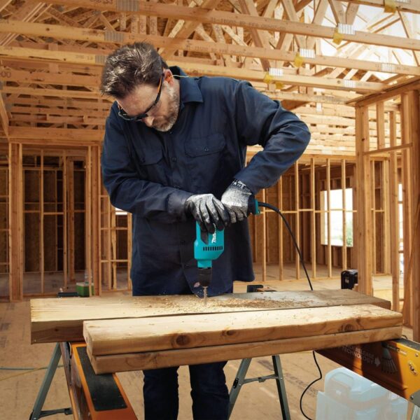 Бормашина Makita DP4021, 650 W, 13 мм