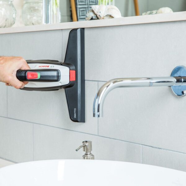 Акумулаторен уред за почистване на стъкла BOSCH GlassVAC, 100 ml, 06008B7000