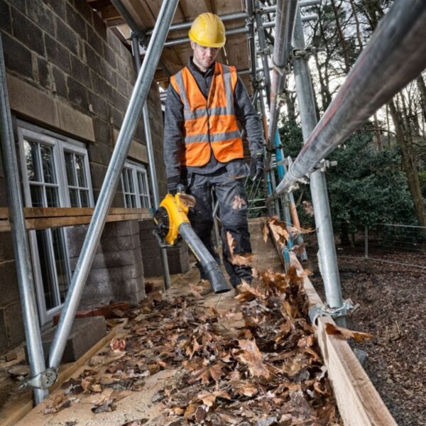 Акумулаторна въздуходувка DeWALT DCM572N, 54/18 V