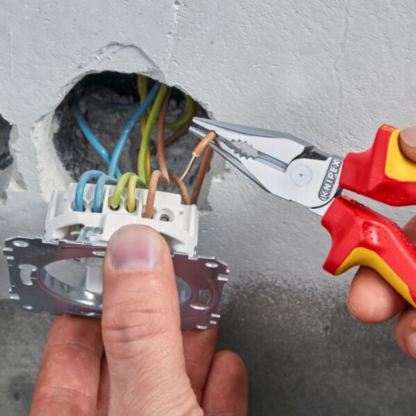 Комбинирани островърхи клещи Knipex 08 26 145, 145 мм
