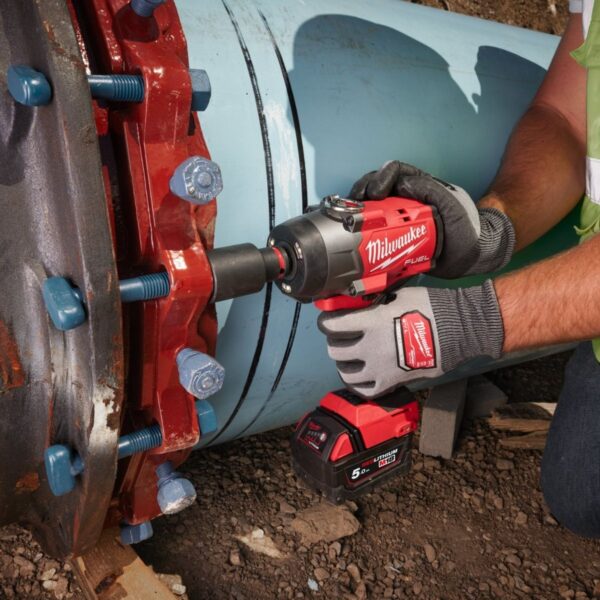 Акумулаторен гайковерт Milwaukee M18FHIW2P12-0X, 18V, 1491Nm, 1/2", 4933492785