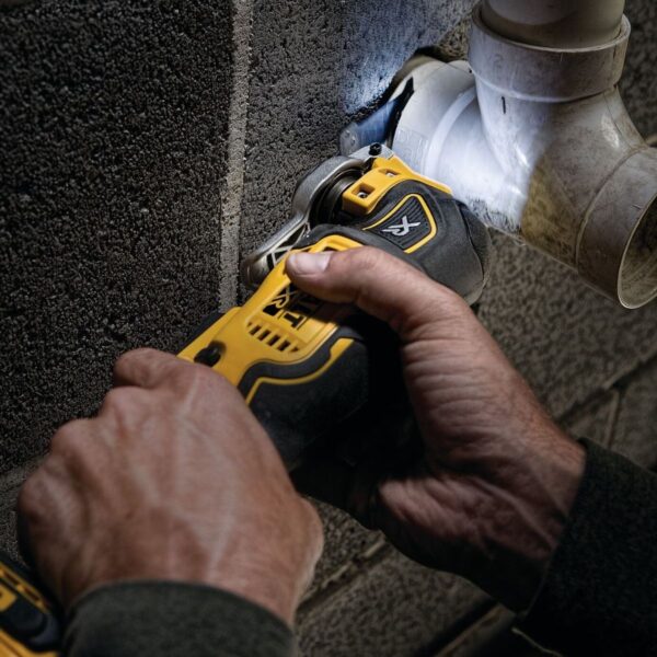 Акумулаторен многофункционален осцилатор DeWALT DCS356E1T, 18V